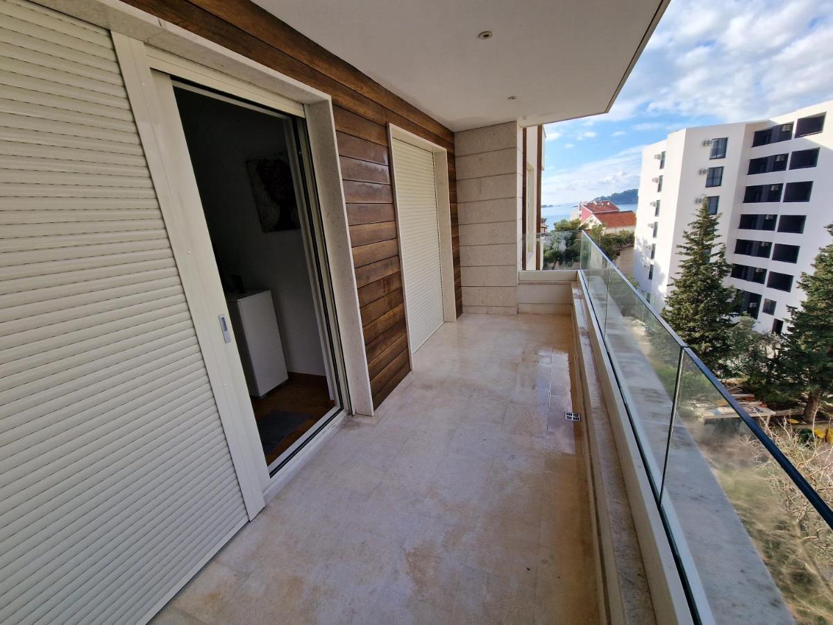 As Apartments Рафаиловичи Экстерьер фото