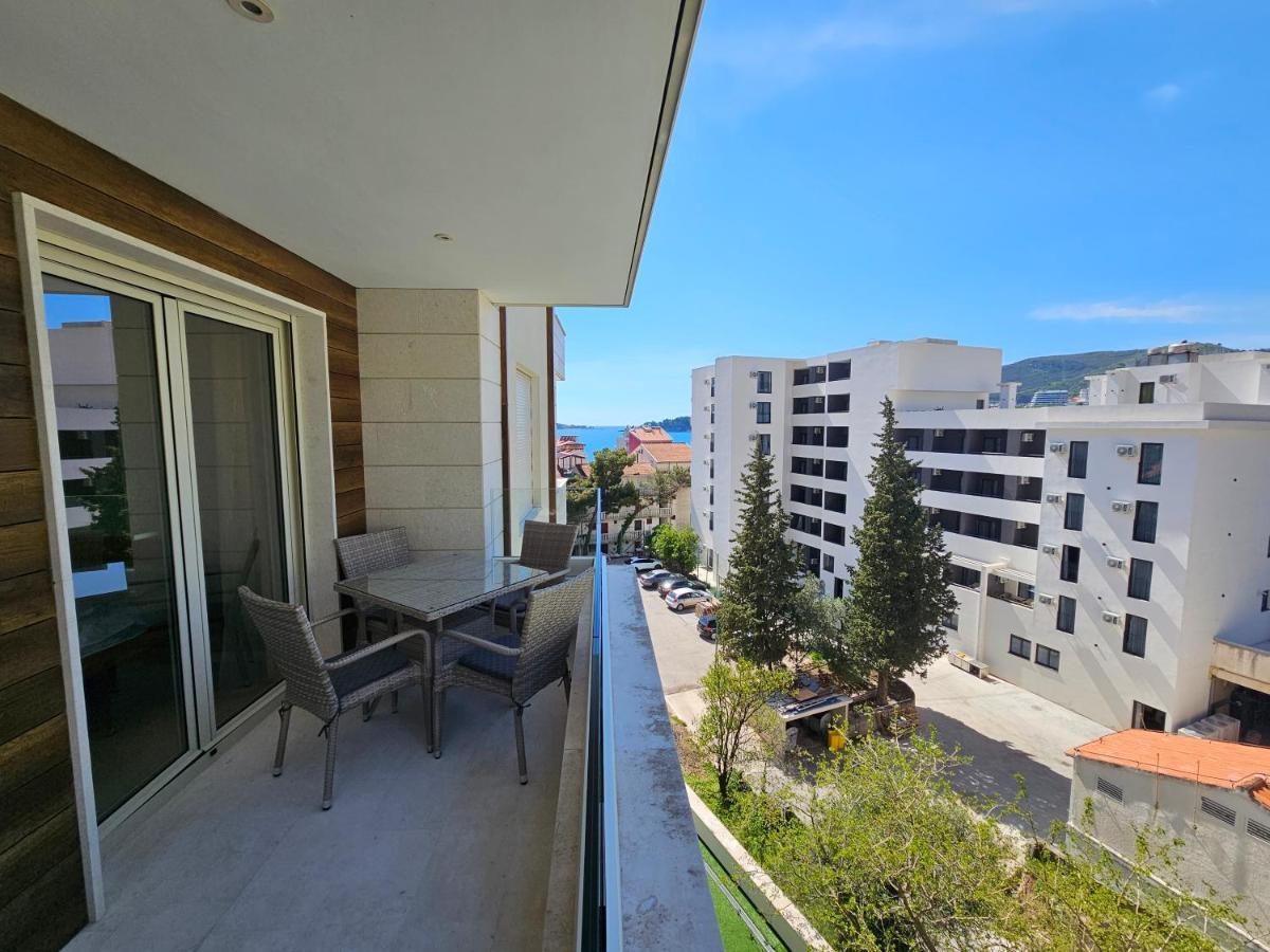 As Apartments Рафаиловичи Экстерьер фото