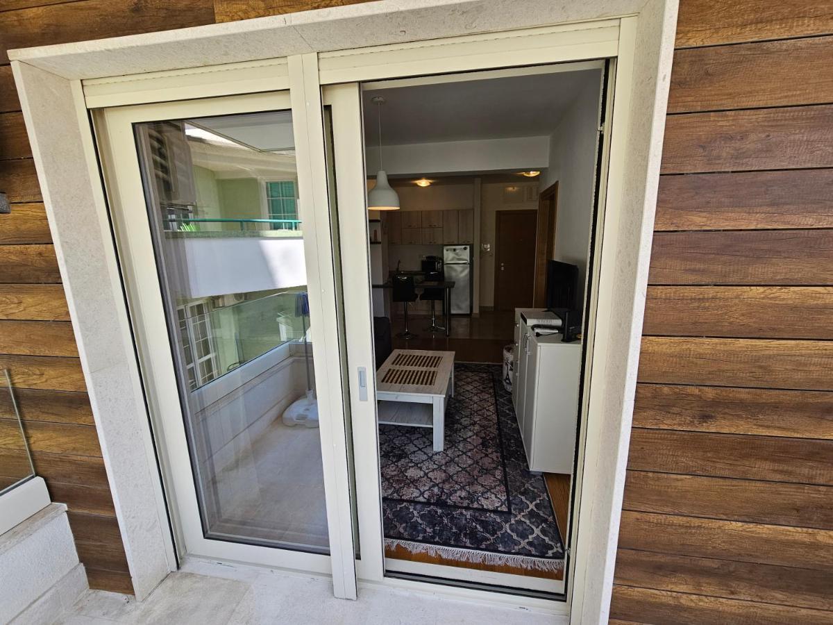 As Apartments Рафаиловичи Экстерьер фото